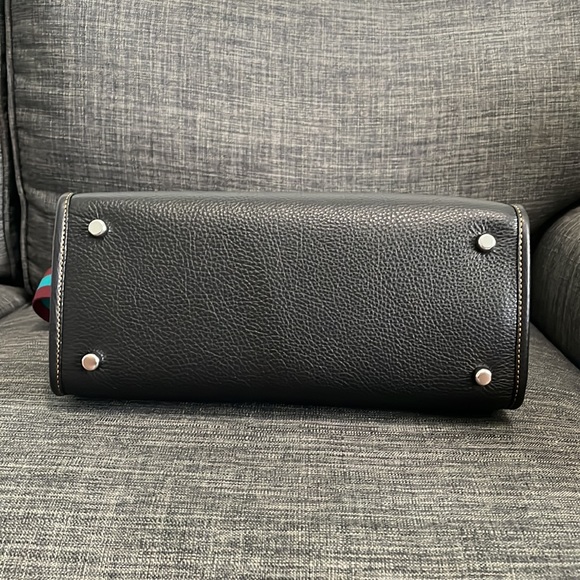 Coach Dempsey Carryall With Houndstooth Print And Patch - Picture 3 of 5